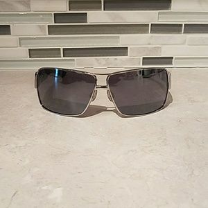 Fox: The Meeting Sunglasses